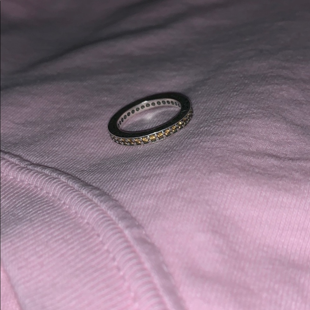 Pandora Ring